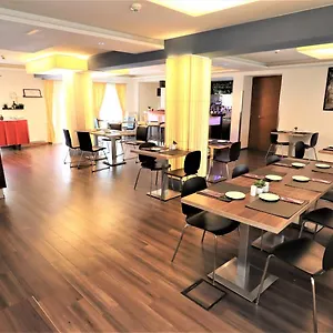 Flair Hotell