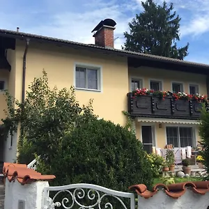 Elfi Bed and breakfast